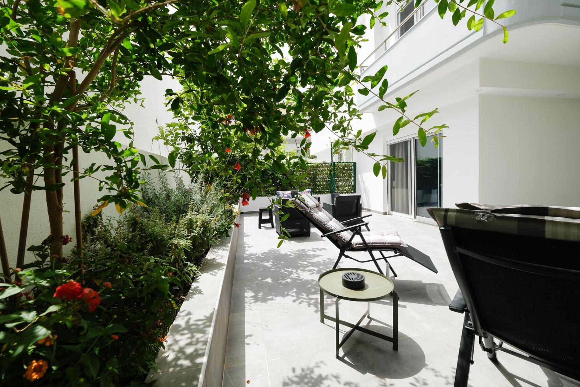 Rhodes Retreat: Modern Comfort In Serene Luxury Rhodes City Esterno foto