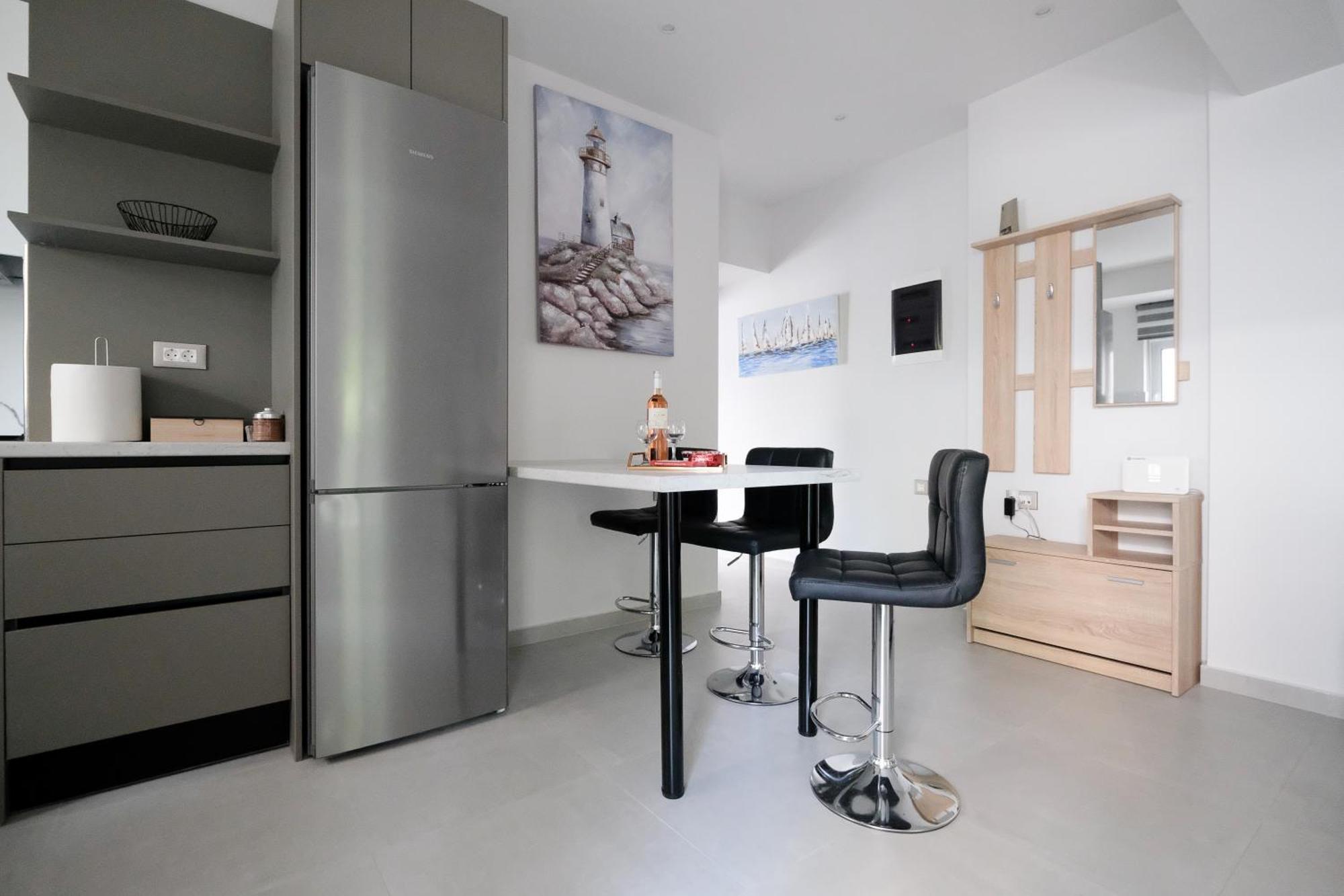 Rhodes Retreat: Modern Comfort In Serene Luxury Rhodes City Esterno foto